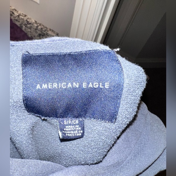 Men’s / Teen Boy American Eagle sweatshirt / hoodie. Size Small. VGUC. - Picture 5 of 5